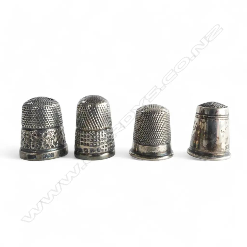 4 SILVER THIMBLES: 3 English hallmarked Image 1++