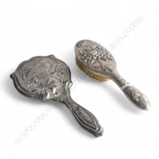 JAPANESE SILVER HAIR BRUSH L.245mm + EP HAND MIRROR