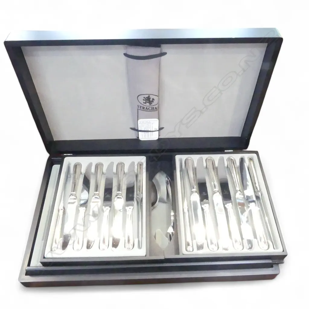 COMPLETE STRACHAN 8PC SETTING CASED CUTLERY SET L530MM Image 1++