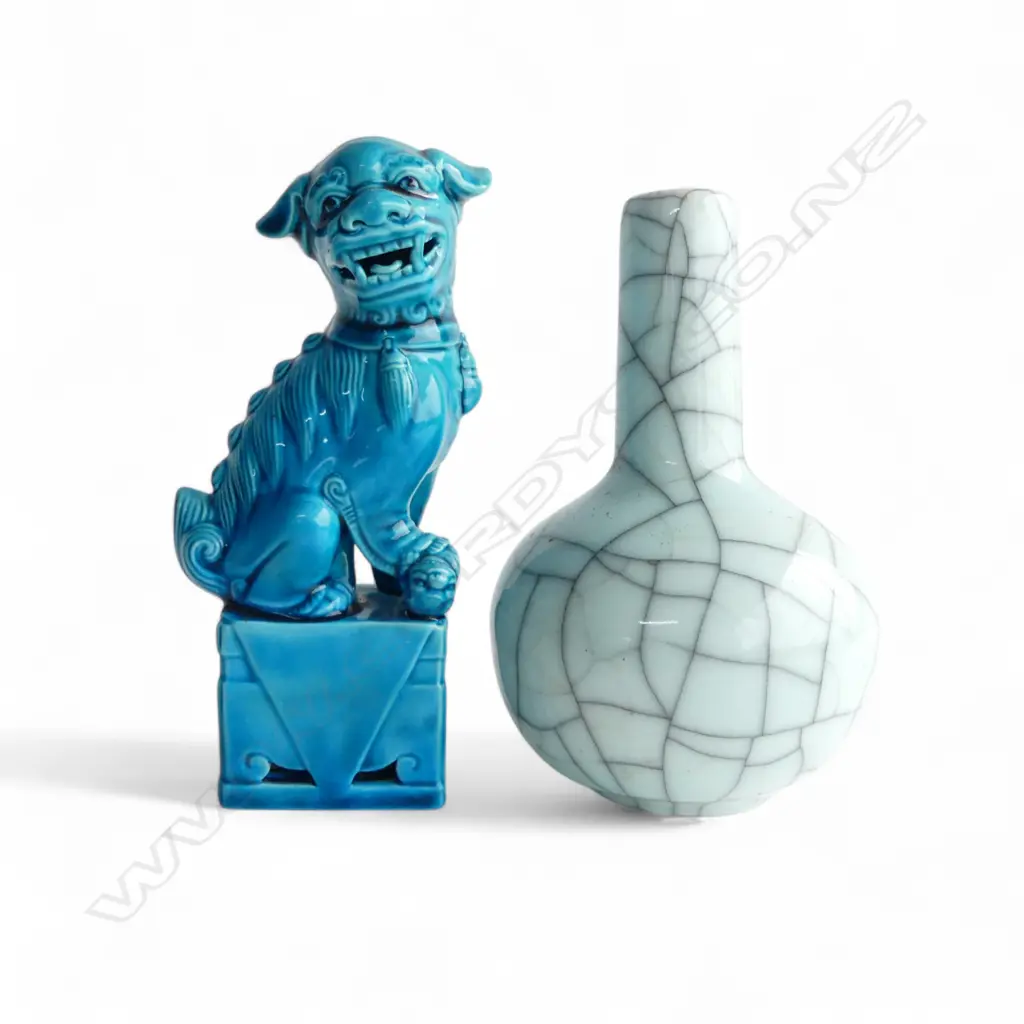 BLUE FU DOG H.160mm & CRACKLE GLAZE VASE Image 1++