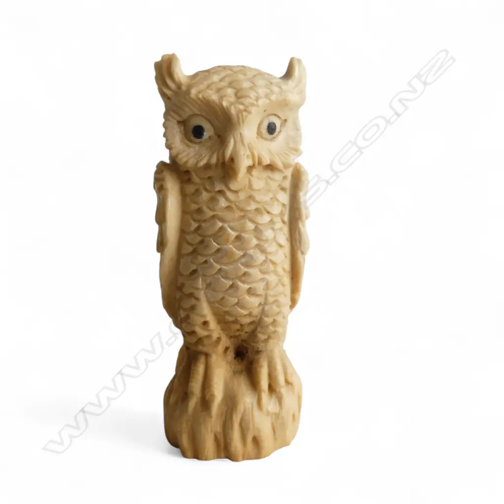 SML CARVED BONE OWL, H55mm Image 1++