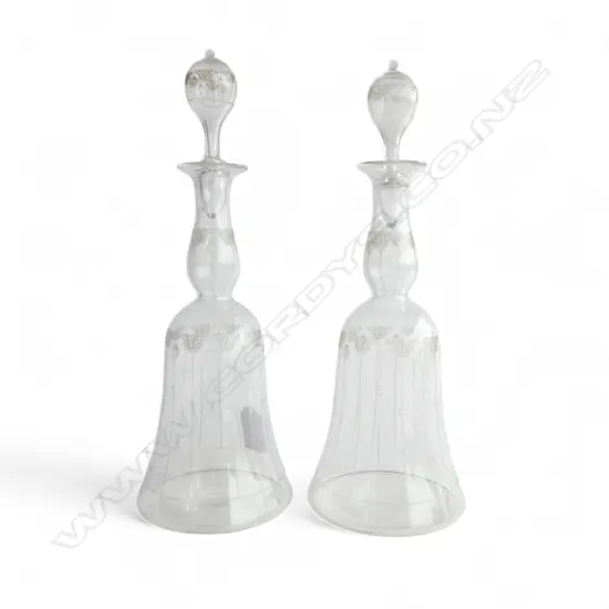 PR HAND BLOWN GLASS DECANTERS H.310mm signature to base