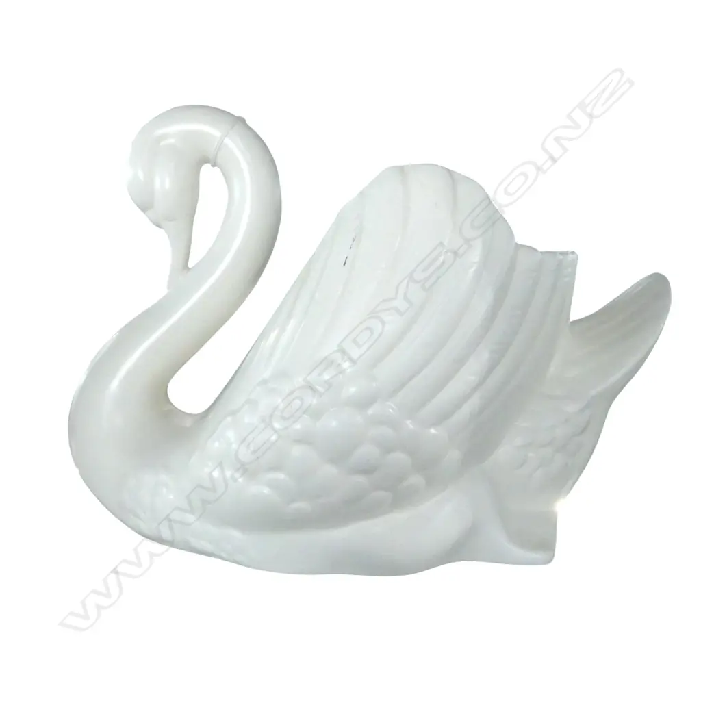 WHITE CROWN LYNN SWAN, #170, 300 x 180 x 120mm Image 1++