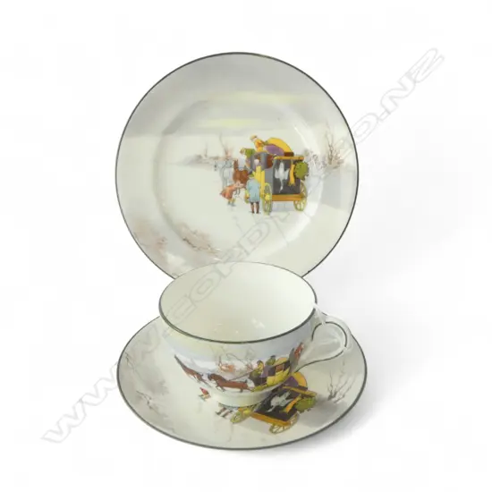 UNUSUAL WHITE COLOURWAY ROYAL DOULTON 'XMAS' TRIO