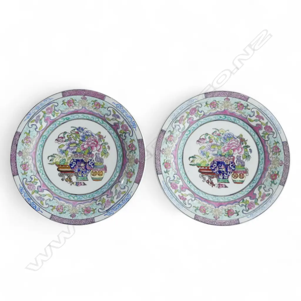 2 FAMILLE ROSE PLATES 275mm dia Image 1++