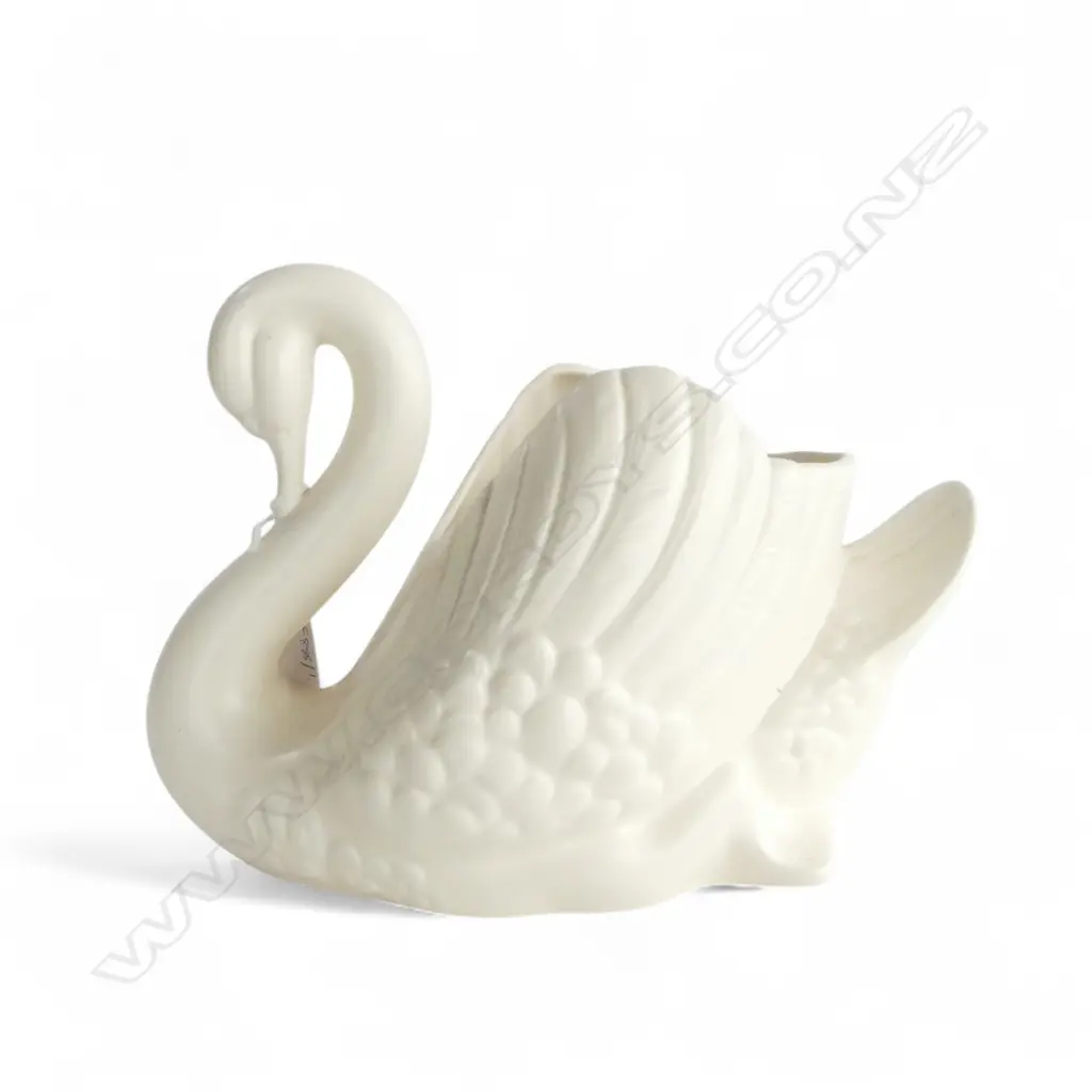LG CROWN LYNN WHITE SWAN #170 H.210mm Image 1++