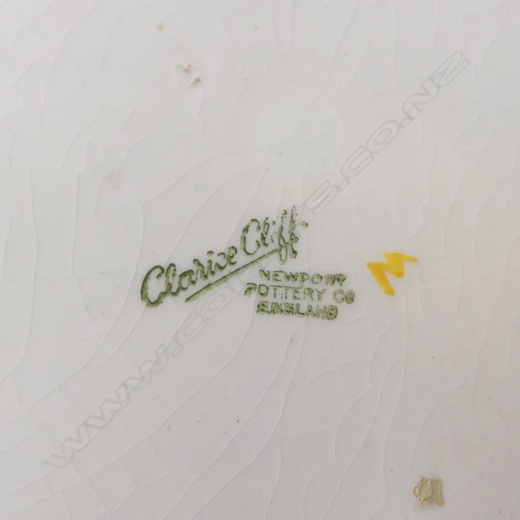 CLARICE CLIFF LILY BOWL W.225mm Image 1++