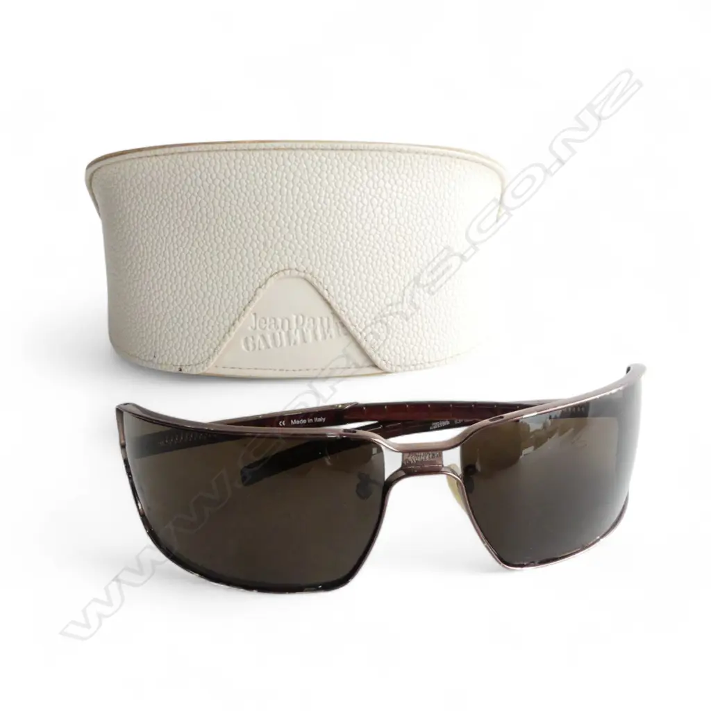 PR JOHN PAUL GAULTIER SUNGLASSES, SOME WEAR + CASE Image 1++