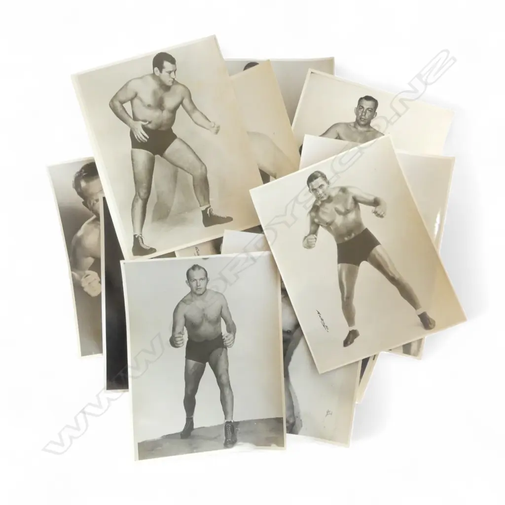 14 B/W PHOTOS 1950s BOXERS 210x160mm Image 1++