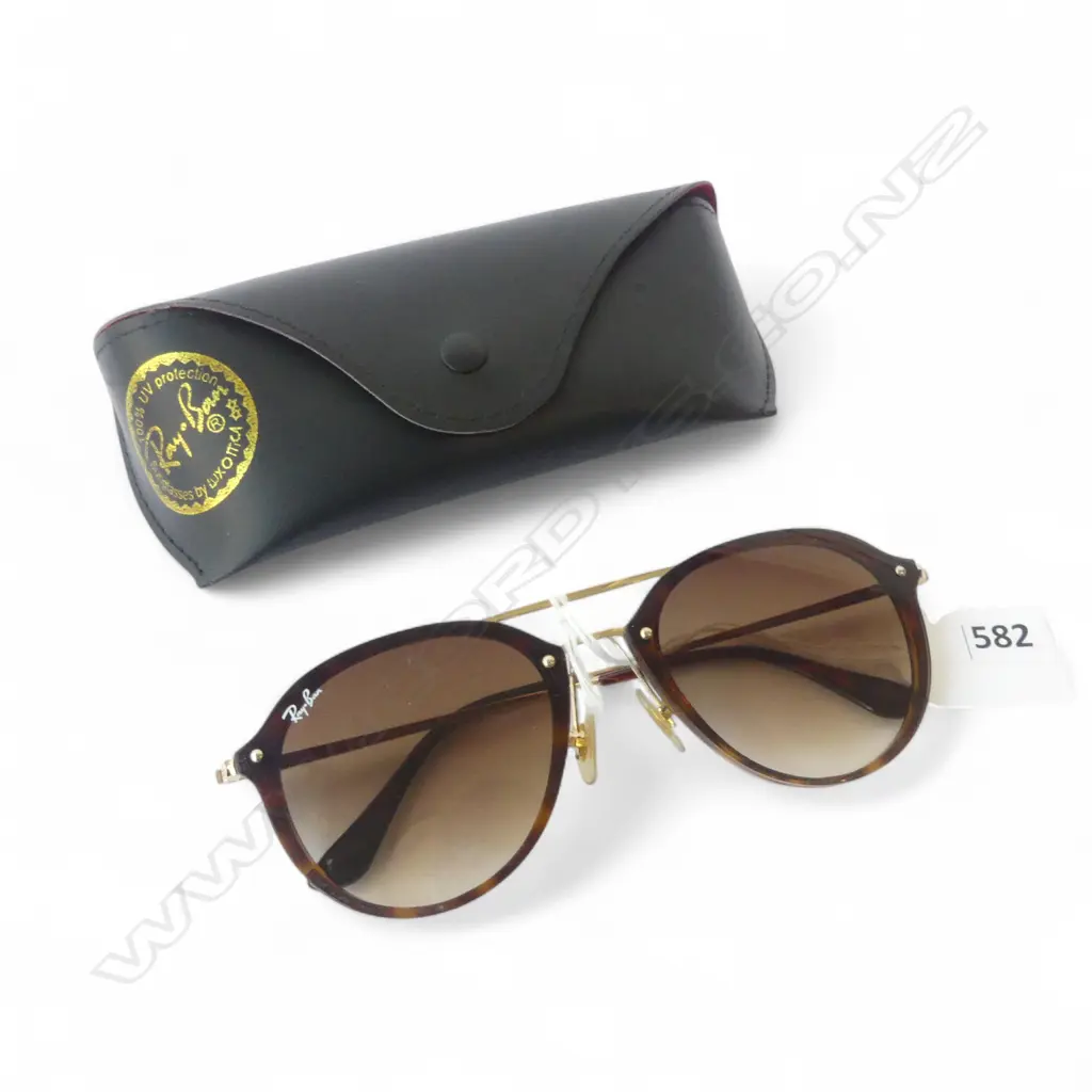 PR RAY BAN SUNGLASSES & CASE, MADE IN ITALY Image 1++