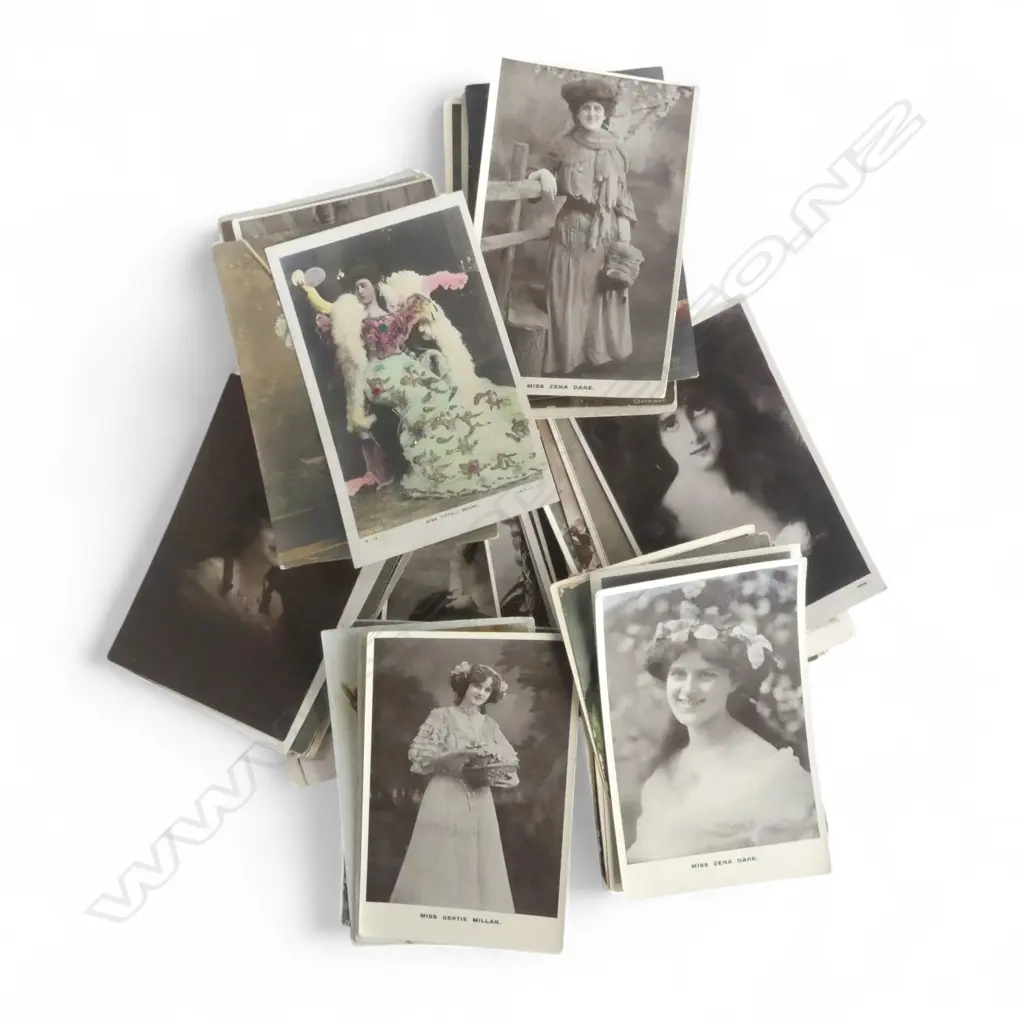 68 OLD GLAMOUR MODEL POSTCARDS MISS TITTELL BRUNE, ZENA DARE ETC  Image 1++