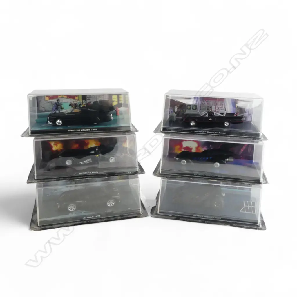 6 BATMAN MODEL CARS, BOXED L.220mm Image 1++