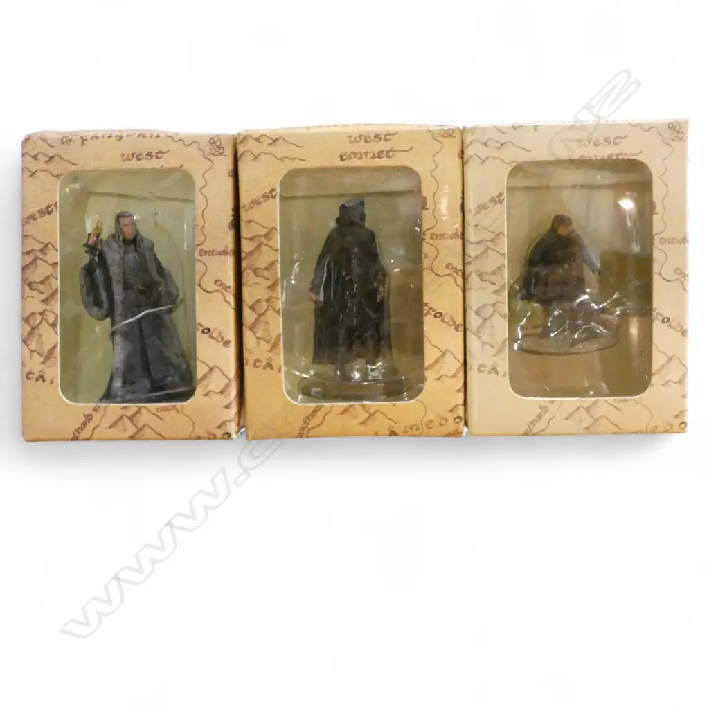 3 'THE LORD OF THE RINGS' METAL COLLECTOR MODELS; BOXED CONDITION, BOX 70x50x1000mm Image 1++