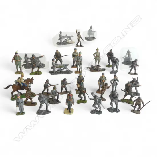 ASST METAL/COMPOSITE TOY SOLDIERS OF MOSTLY WWI ERA