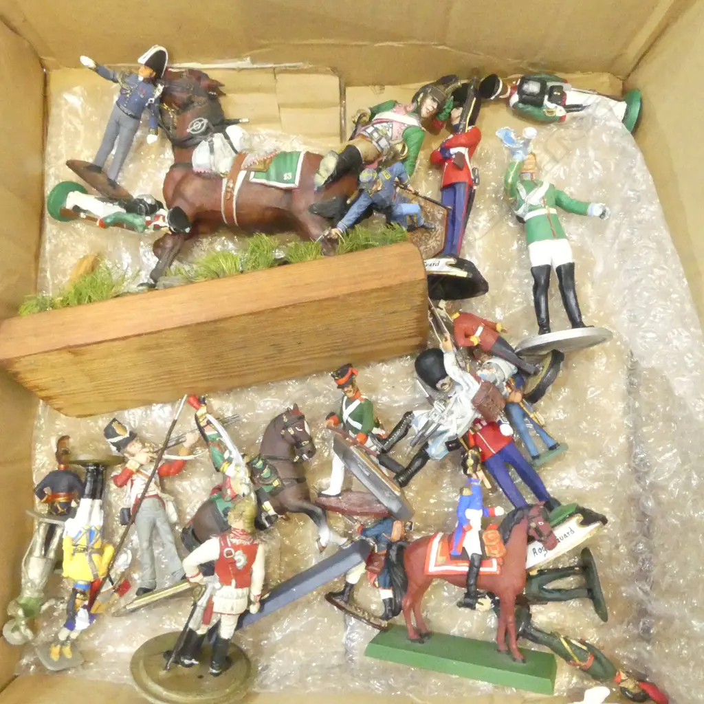 ASST. MODEL SOLDIERS etc Incl. BRITAINS Image 1++