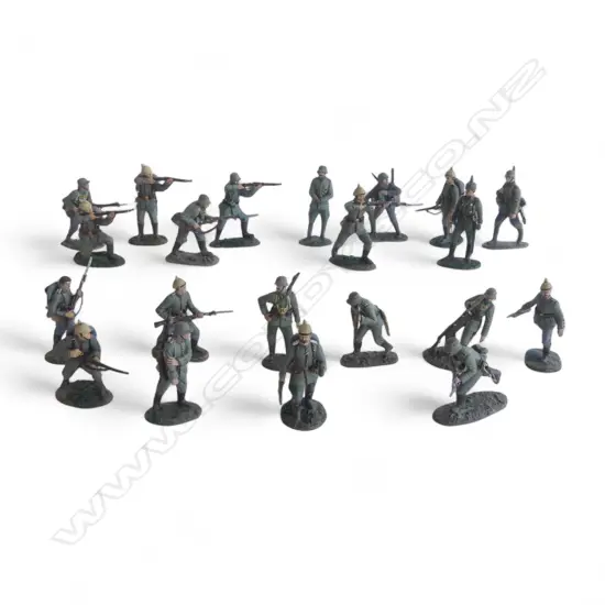 ASST. BRITAINS METAL WWI GERMAN SOLDIER MODELS H.70mm
