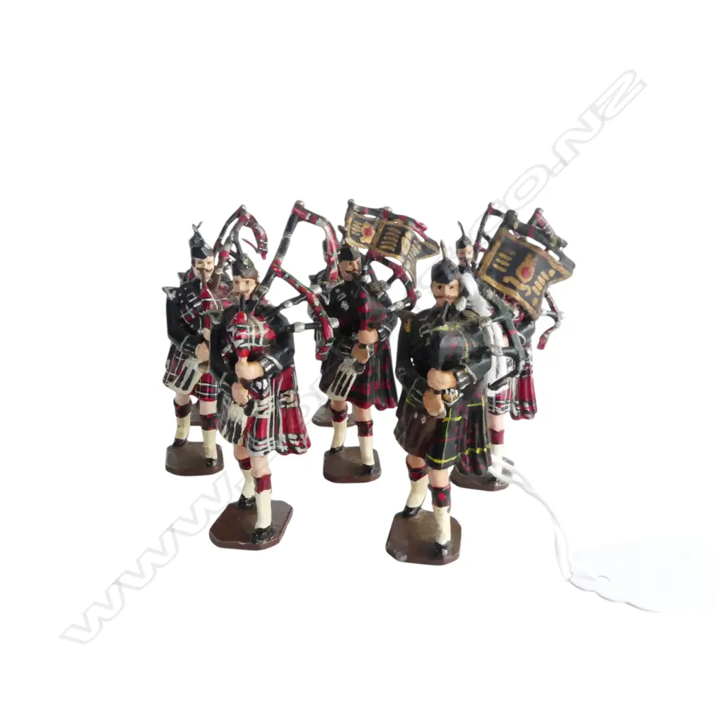 8 PCE PIPE LEAD BRITISH SOLDIER MARCHING BAND Image 1++