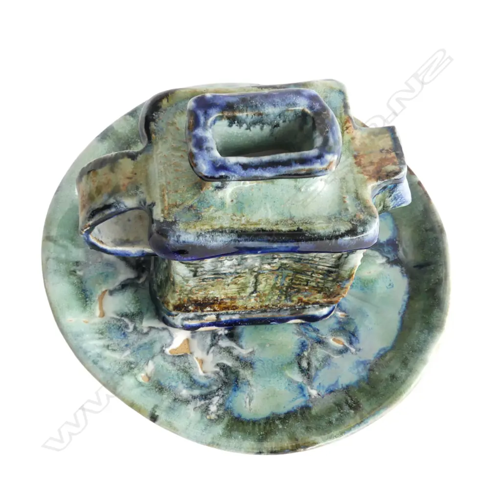 STUDIO POTTERY MUG & PLATE SET Image 1++