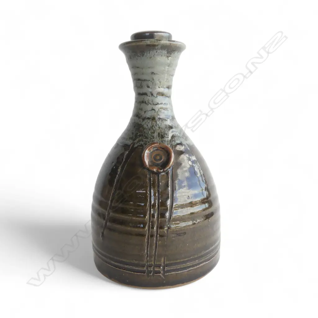 PETER STICHBURY STOPPERED BOTTLE W APPLIED CARTOUCHE H. 255MM Image 1++