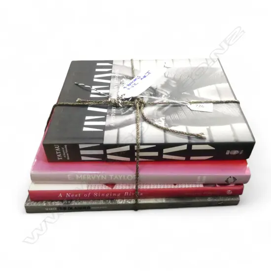 4 BOOKS NZ ART