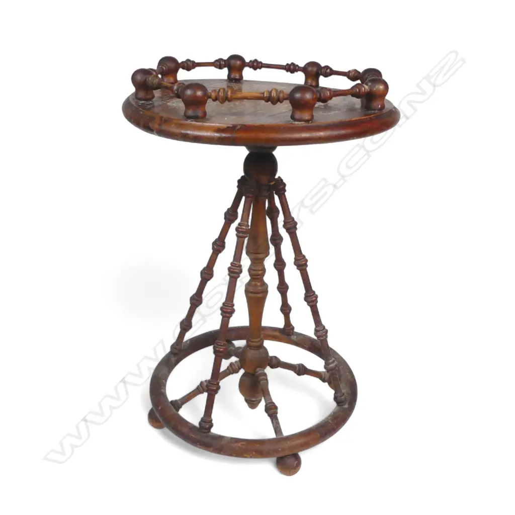 BOBBIN-TURNED OAK OCCASIONAL WINE TABLE H510 DIA330MM (From the Estate of Tommy Doyle) Image 1++