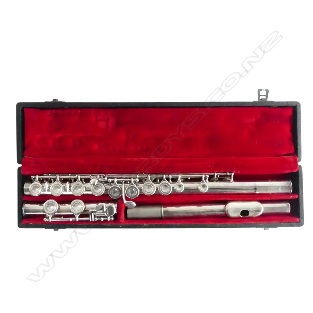 CASED VINTAGE RUDALL CARTE FLUTE  Image 1++