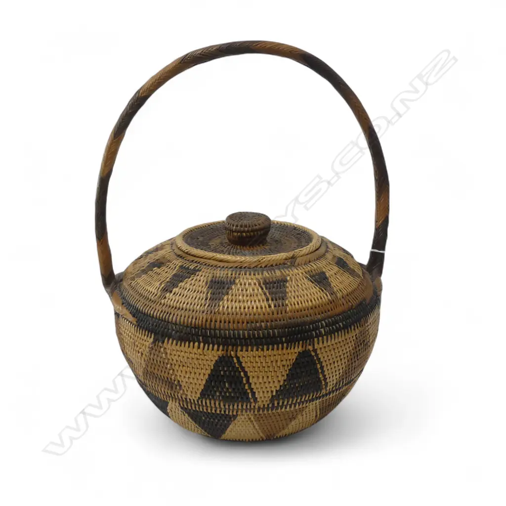 PNG WOVEN BASKET H.400mm Image 1++