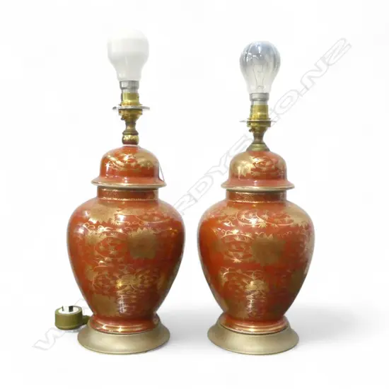 PR CHINESE PORCELAIN & BRASS  ORANGE & GILT PAINTED TABLE LAMPS H340MM