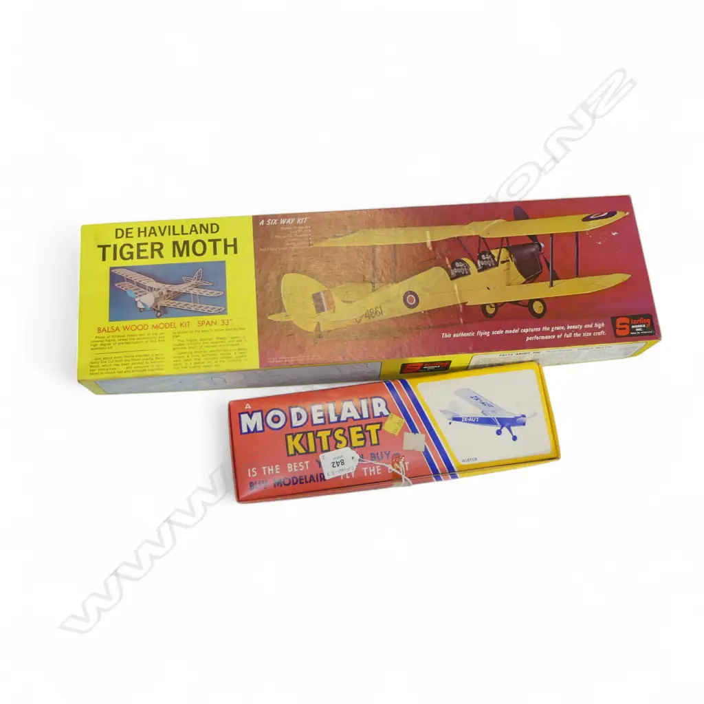TWO VINTAGE BOXED KITSET MODEL AIRCRAFT Image 1++