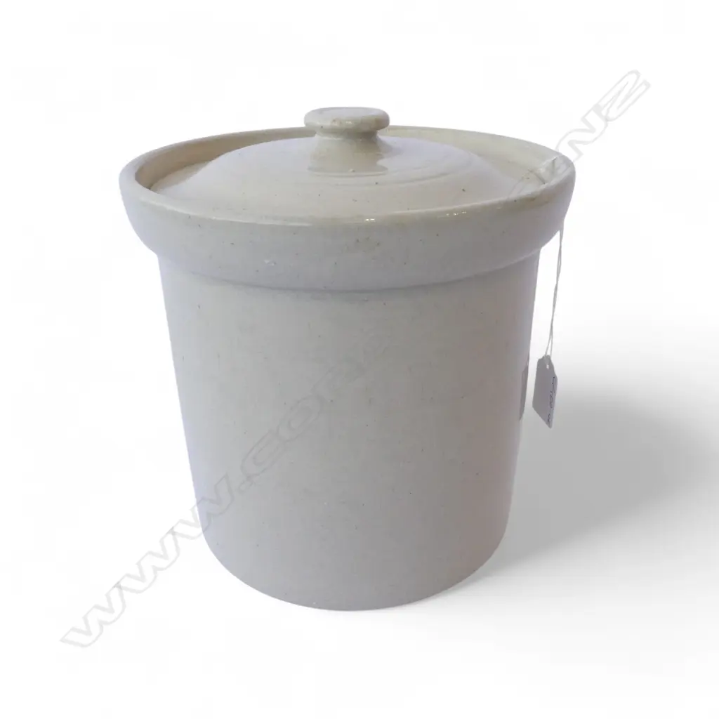 TIMARU POTTERY LIDDED STONE JAR H180mm Image 1++