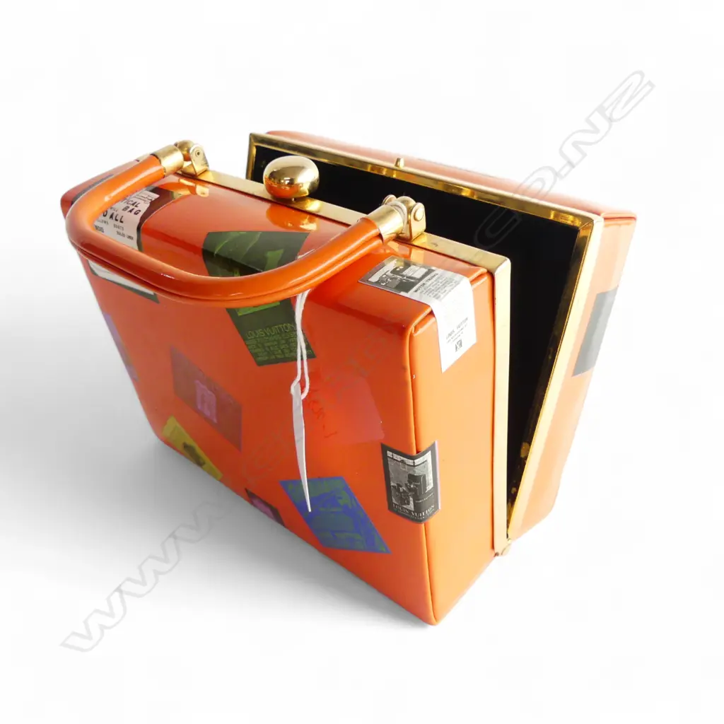 ORANGE CUBE BAG, 160 x 130 x 90mm Image 1++
