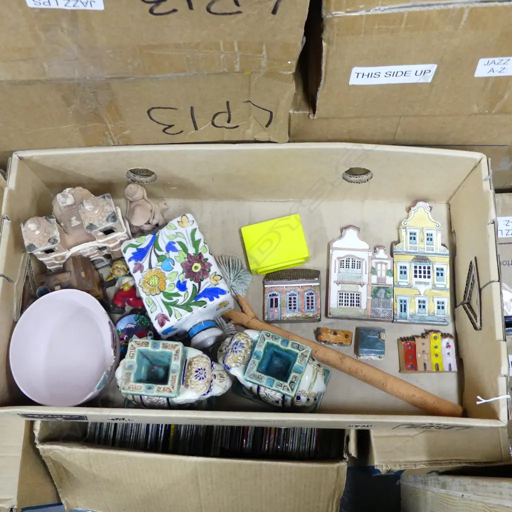 TRAY OF POTTERY PCS HOUSES PALM ELEPHANTS ETC Image 1++