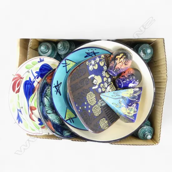 ASST. N.Z. STUDIO POTTERY etc INCLUDING ARABIA FINLAND DISH, 4 PAULE WALSHE VASES etc