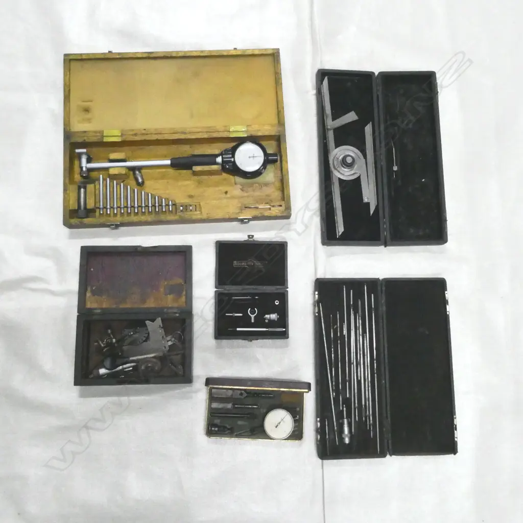 SPECIALTY ENGINEERING TOOLS, CASED Image 1++