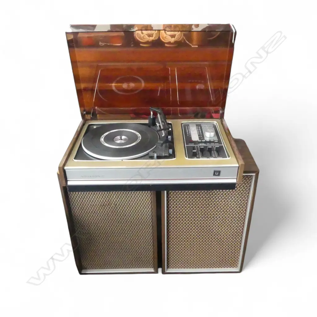 NOVASONIC BROADCAST RECORD PLAYER W.585mm + 2 SPEAKERS Image 1++