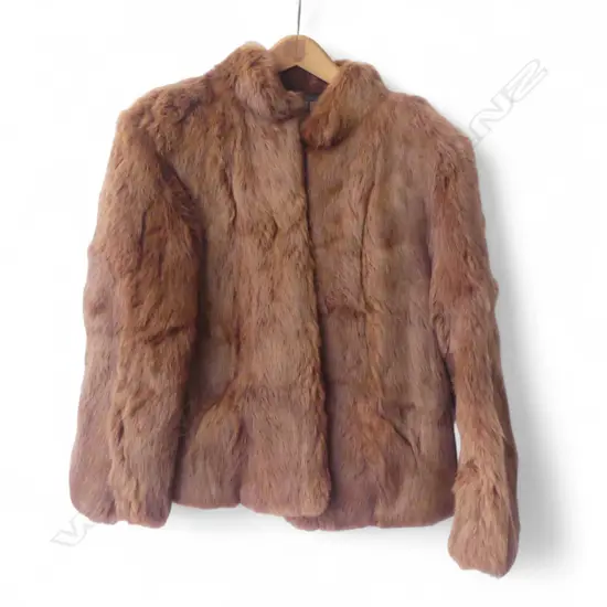 VINTAGE FUR JACKET SMALL SIZE MOONEYS NZ LABLE