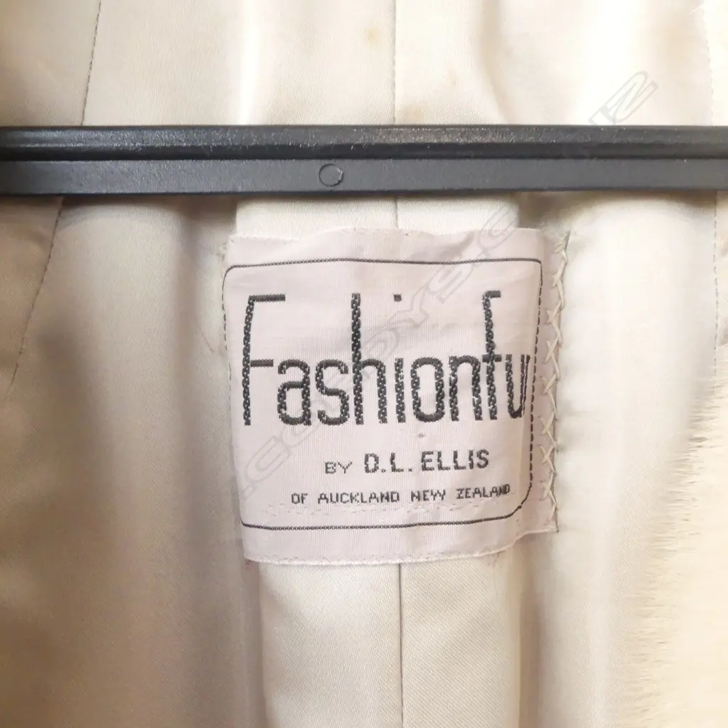'FASHIONFUR' GENUINE IVORY MINK JACKET Image 1++