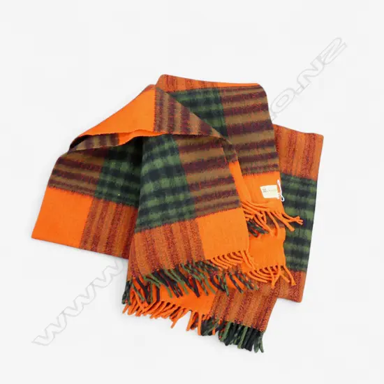 PURE WOOL ONEHUNGA RUG w. TIKI LABEL