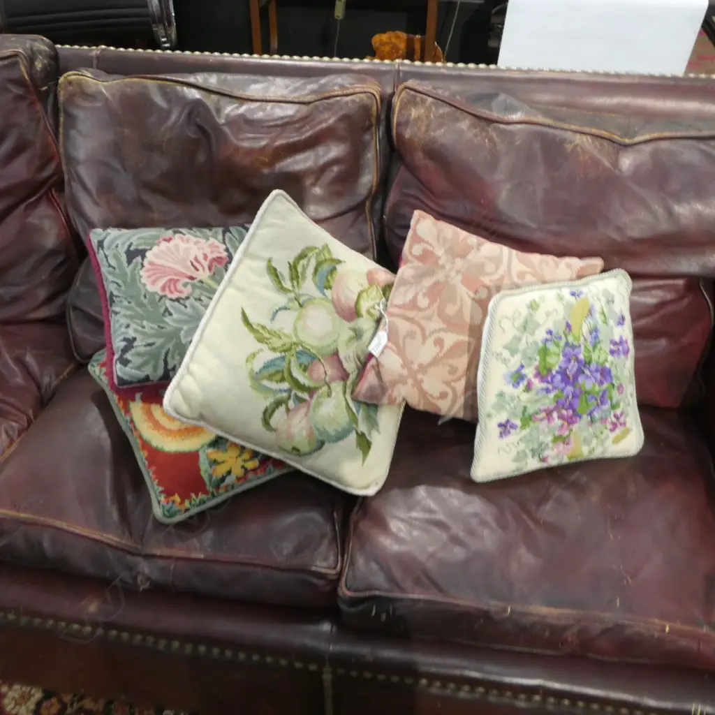 5 NEEDLEWORK PILLOWS  Image 1++