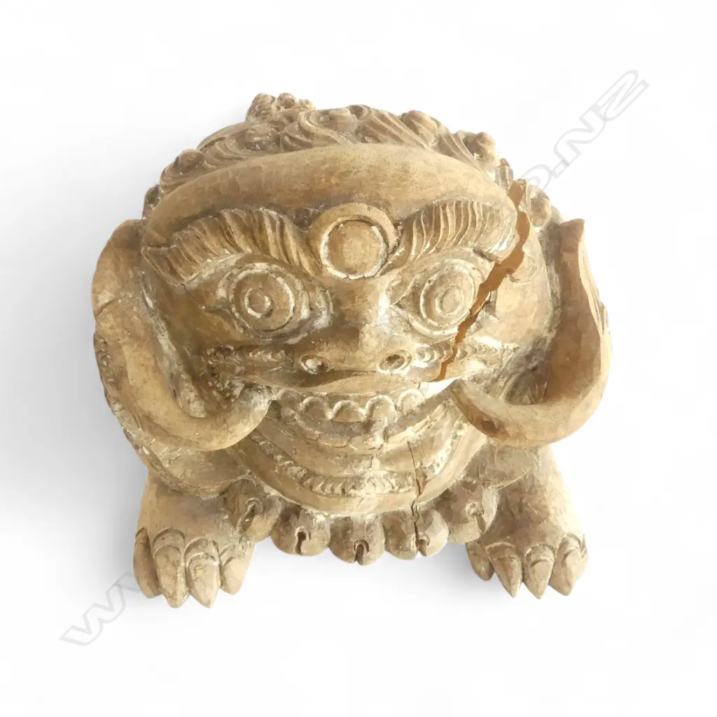 OLD CARVED WOODEN SHISHI 400 X 220 X 200MM Image 1++