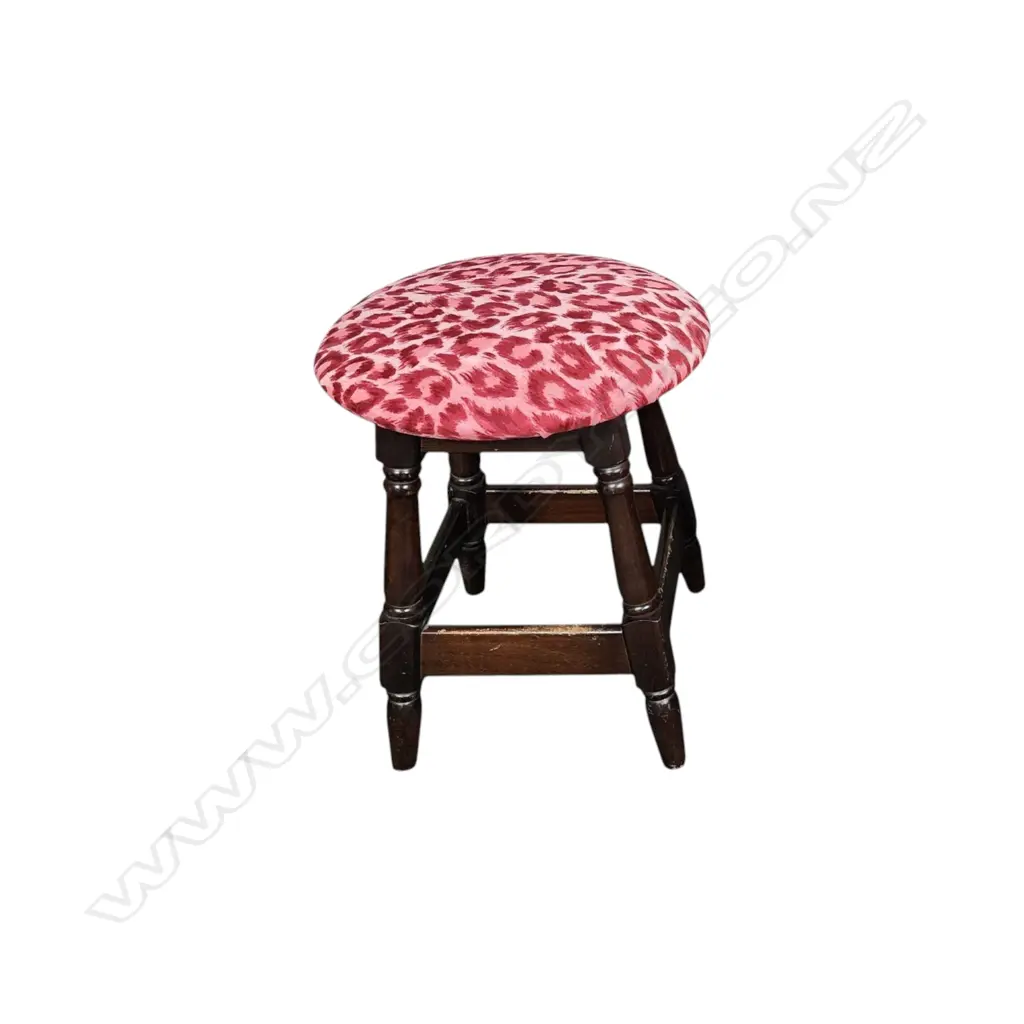 HEAVY VINTAGE WOODEN STOOL – MODERN UPHOLSTERED SEAT Image 1++