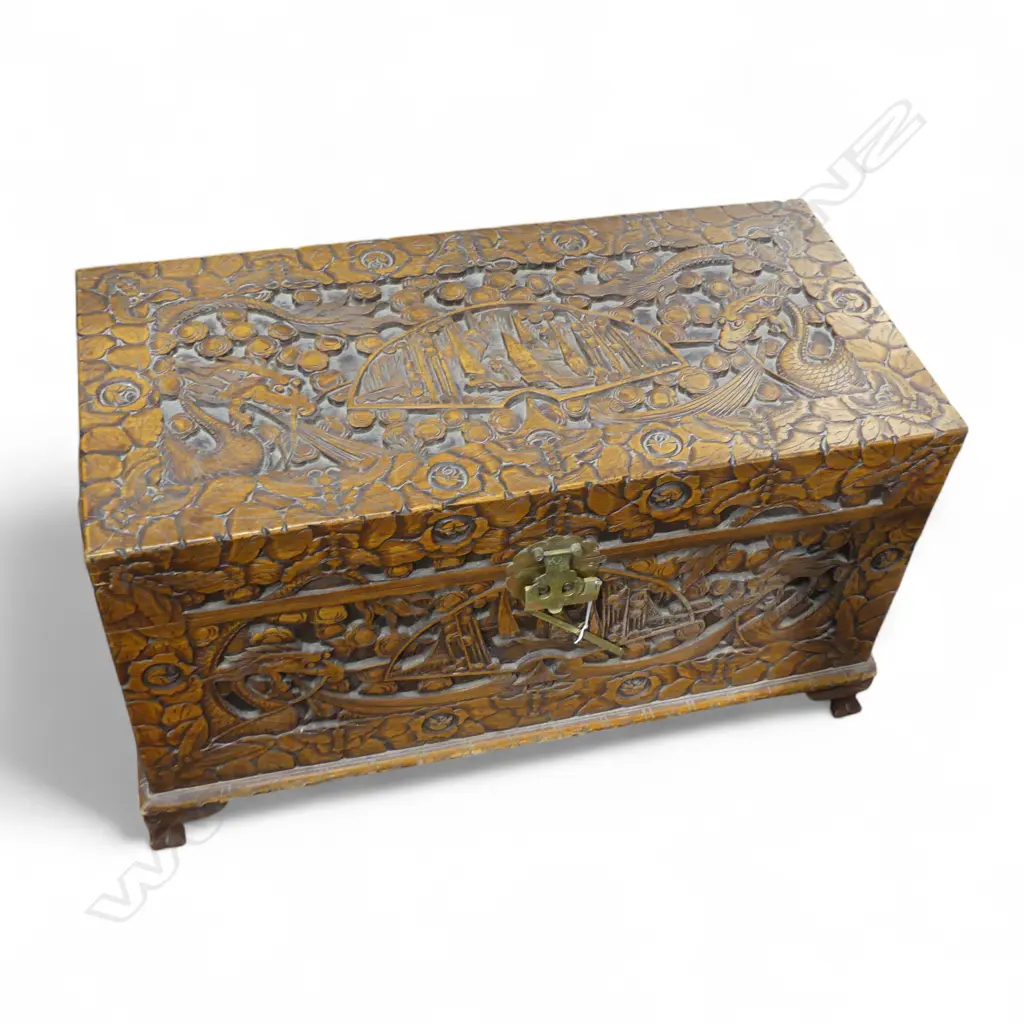 VINTAGE CHINESE CARVED CAMPHORWOOD CHEST L940 H500MM Image 1++