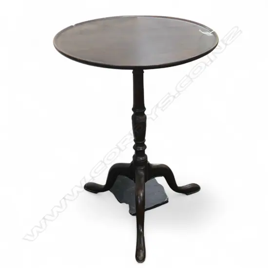 GEORGIAN MAHOGANY TILT TOP WINE TABLE 545mm dia H.730mm