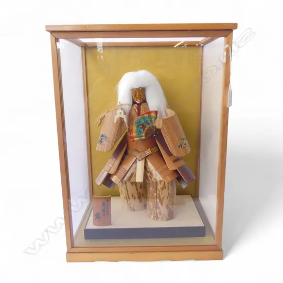 JAPANESE BAMBOO SAMURAI IN DISPLAY CASE 355x290x495mm