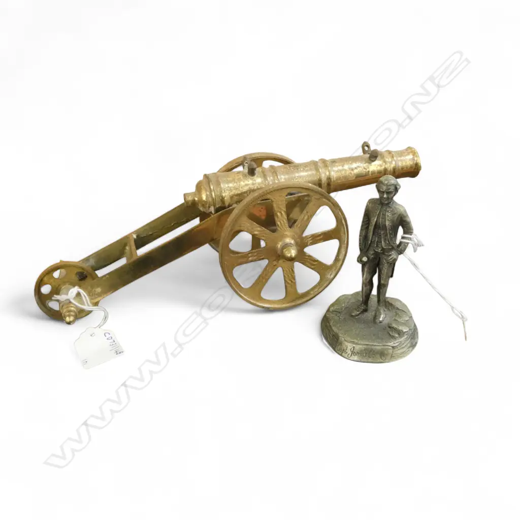 SIGNED db METAL CASTING OF JAMES COOK H105 & MODEL BRASS CANNON L260MM Image 1++