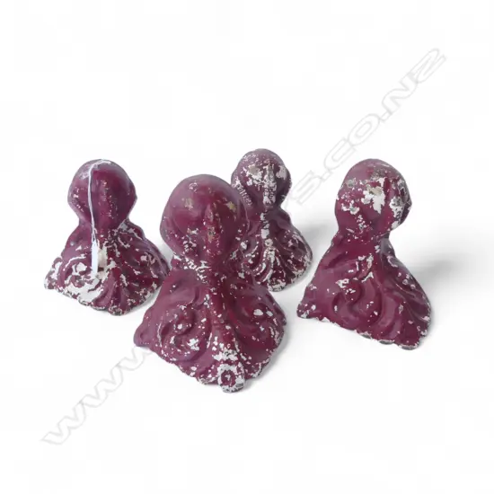 SET OF FOUR CAST IRON BATH FEET