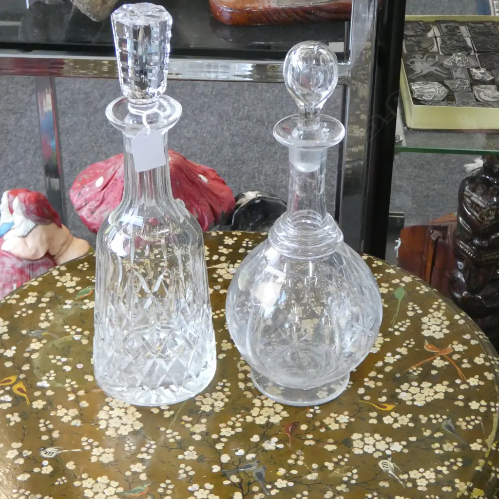 2 CRYSTAL DECANTERS; 1 WATERFORD LISMORE H.335mm Image 1++