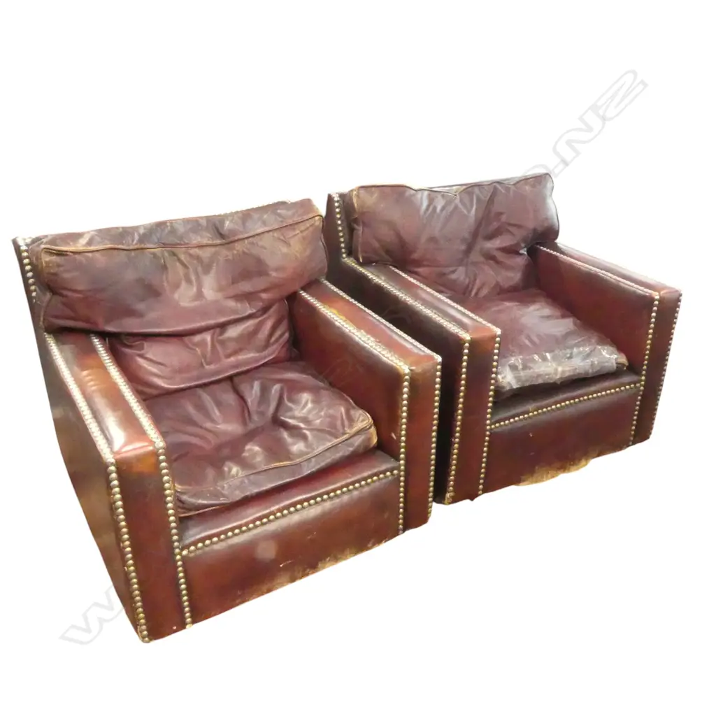 LEATHER SOFA 2000x900x770mm & PR ARMCHAIRS, FAULTS Image 1++
