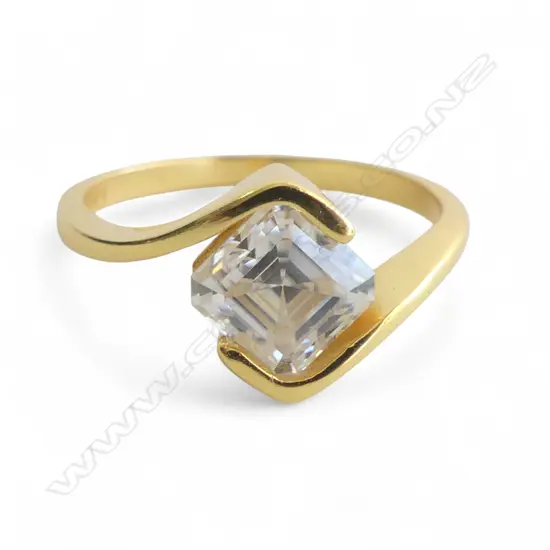SILVER 18ct GILT MOISSANITE RING 