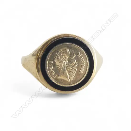 9CT SIGNET RING, 3.65gms